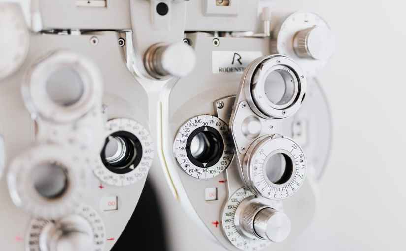 <strong>Czym zajmuje się optyk?</strong><strong></strong>